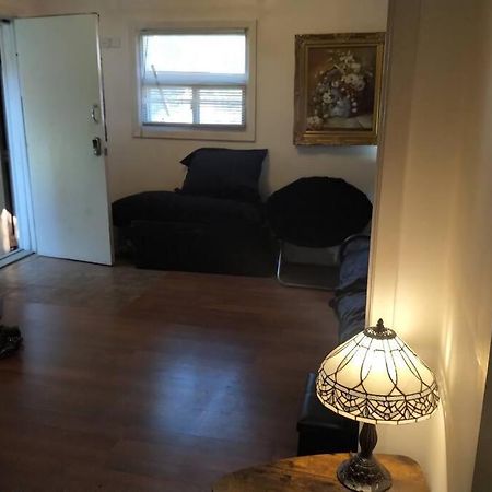 Awesome Cozy 1 Bedroom Coachhouse Toronto Dış mekan fotoğraf